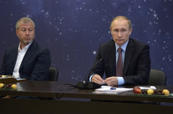 Roman Abramovič navodno je blizak s Vladimirom Putinom
