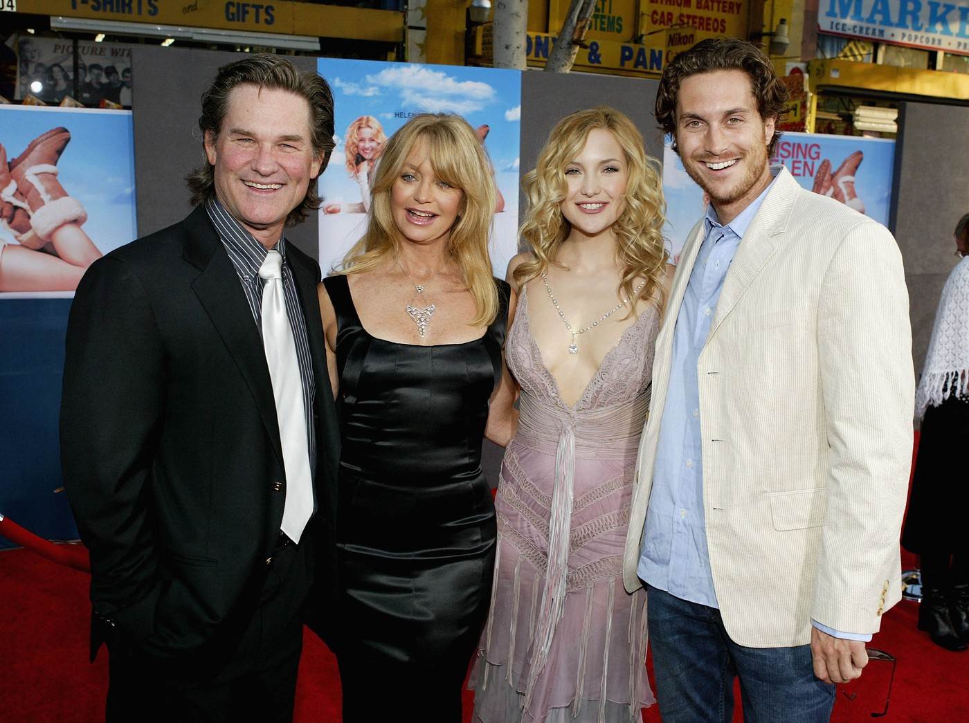 Kate Hudson, Oliver Hudson, Goldie Hawn, Kurt RUssell