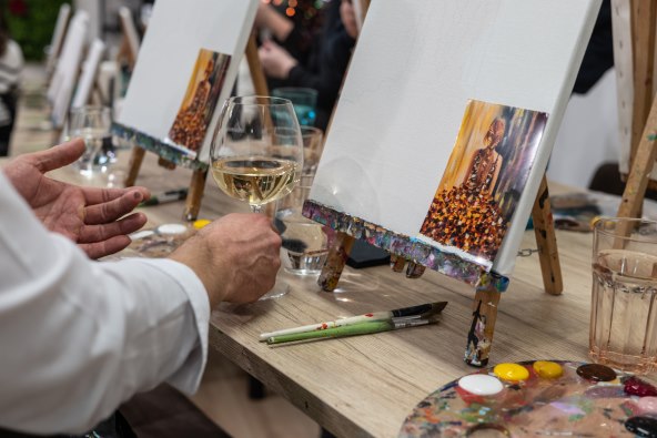 Paint & Wine-37.jpg