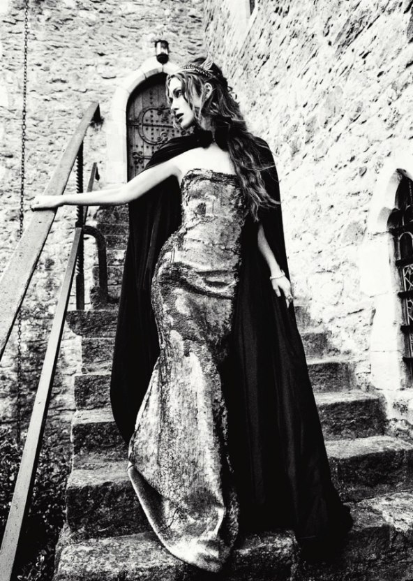 Keira Knightley: dramatična ljepota za Harper's Bazaar