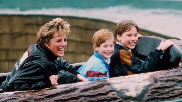 Princeza Diana dobila je dva sina s princem Charlesom