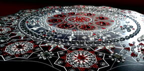 mandala-inspirirana-paskom-cipkom-osvojila-london