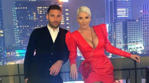 Jelena Karleuša otkrila je da se još nije razvela od Duška Tošića