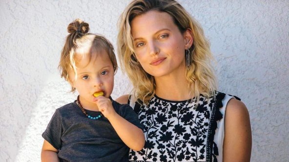 Amanda Booth ima sina Micaha s Downovim sindromom