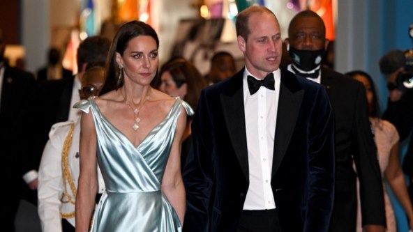 Princ William i Kate Middleton navodno su bili počašćeni projekcijom nadolazećeg filma Toma Cruisea Top Gun: Maverick