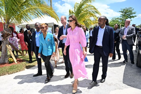 Kate Middleton na turneju po Karibima povela je i privatnu tajnicu