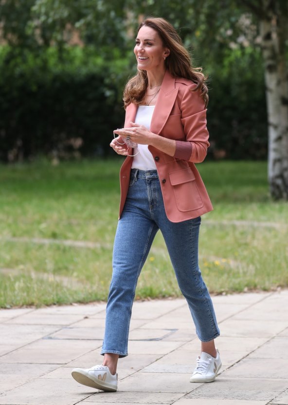 Kate Middleton u tenisicama