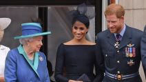 Princ Harry i Meghan Markle s kraljicom Elizabetom II.