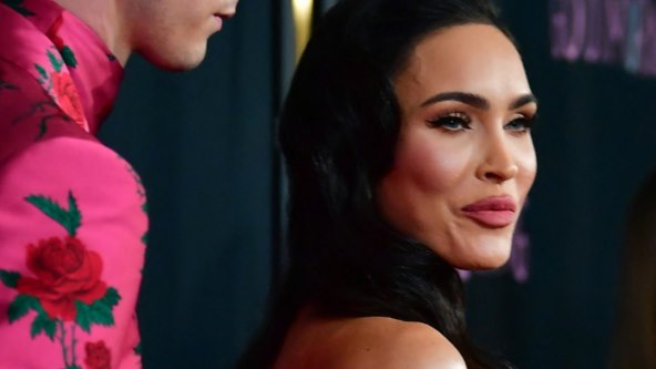 Megan Fox transformirala je svoj izgled plastičnim operacijama