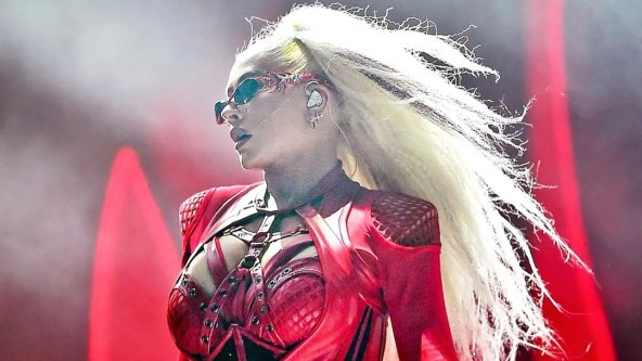 Christina Aguilera u Zigmanovoj kreaciji