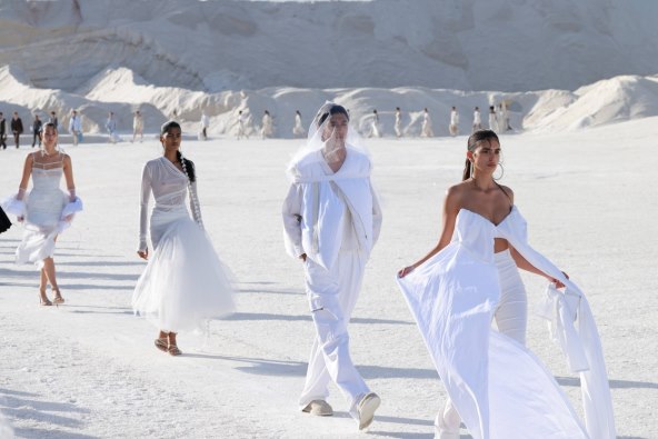 Jacquemus Le Papier