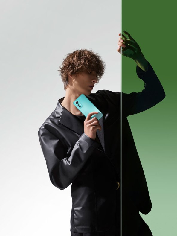 Xiaomi-12-Lite-Lite-green-2.jpg