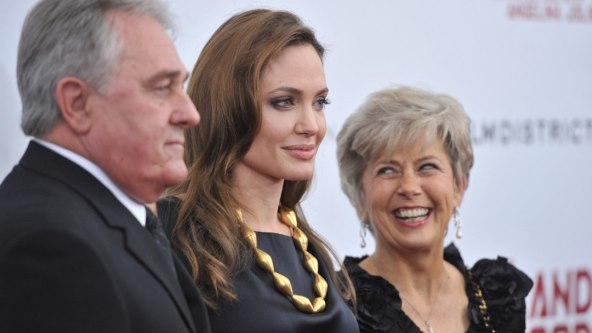 angelina i jane pitt.jpg