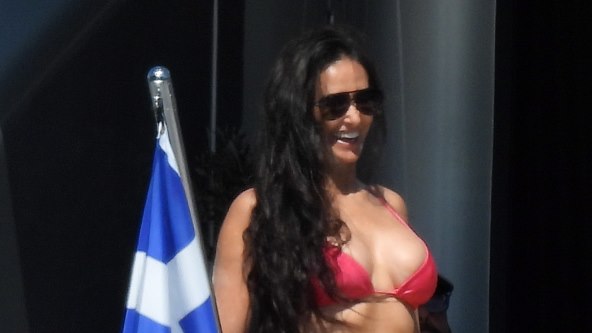 Demi Moore ima plastično lice