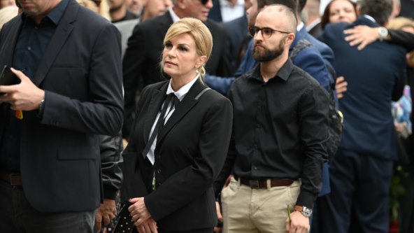 Kolinda Grabar Kitarović na sprovodu Mislava Bage