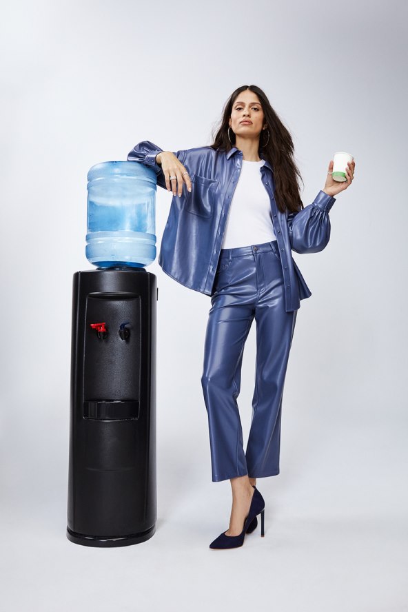 fw22_q3_w_9to5_day_kennedi_brazi.jpg