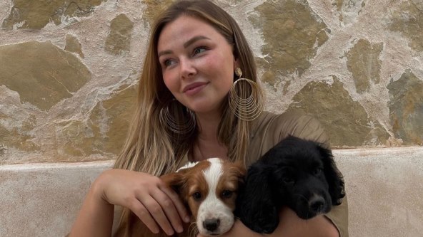 Vivian Hoorn sa psićima