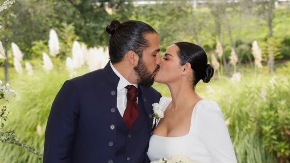 Maite Perroni očekuje prvo dijete sa suprugom Andresom Tovarom