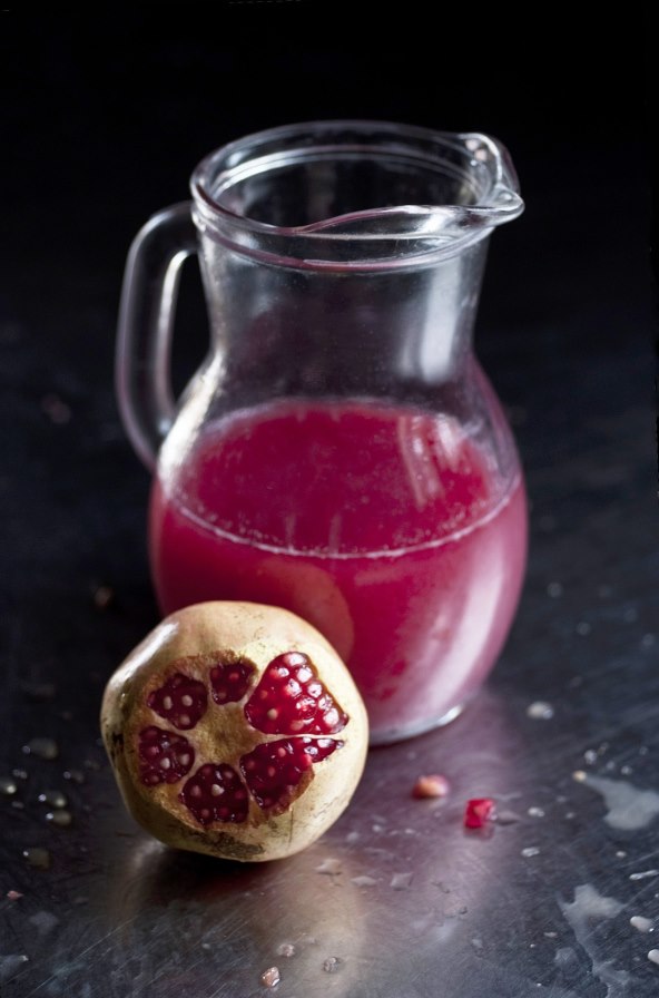 pomegranate-ga2c7ae0a5_1920.jpg