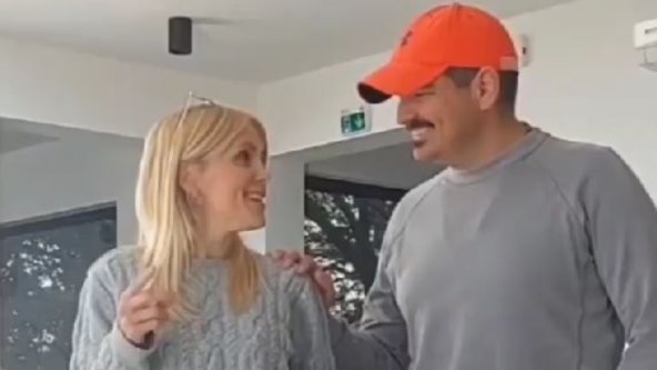 Marko Pecotić Peco i Silvia Dvornik pjevaju zajedno.jpg