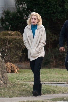 Anne Hathaway rado mijenja frizure za svoje uloge, a to je učinila i za najnoviji film Eileen.