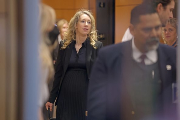 Elizabeth Holmes osuđena na 11 godina zatvora zbog prevare