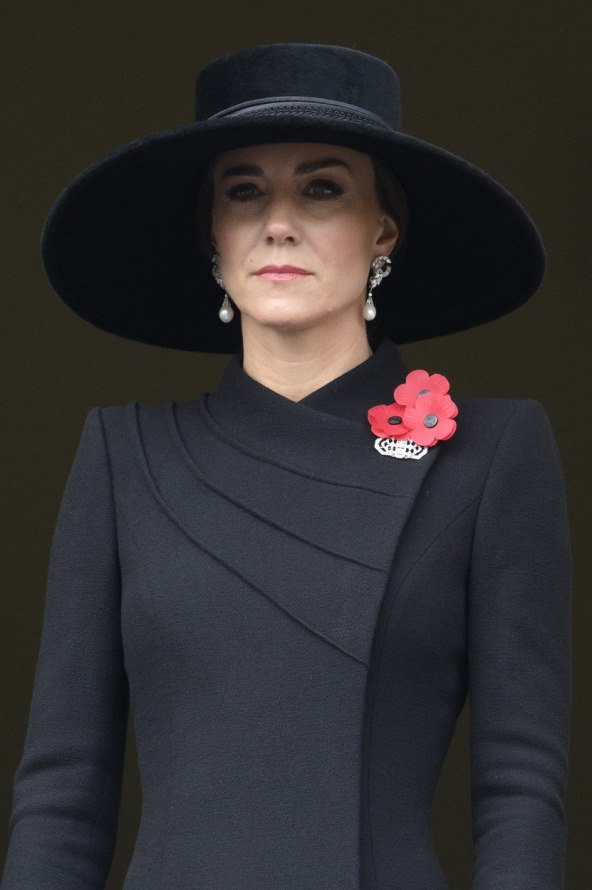 Kate Middleton djelovala je smireno tijekom prve Nedjeljne službe bez kraljice