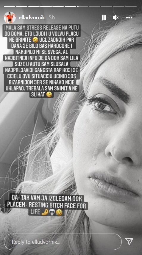Ella Dvornik podijelila fotografiju na kojoj plače u automobilu
