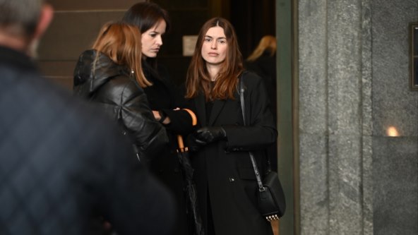 Anita Dujić na sprovodu