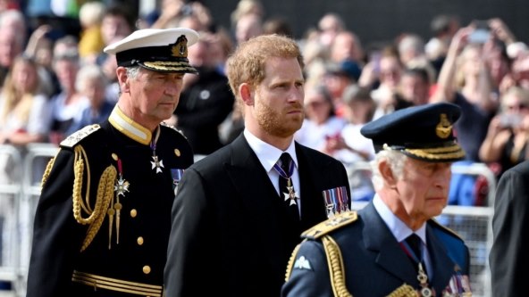 Princ Hary i kralj Charles III. imaju loš odnos