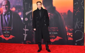 Robert Pattinson