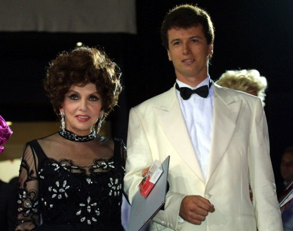 Gina Lollobrigida bila je zaručna s Javierom Rigauom Rafolsom