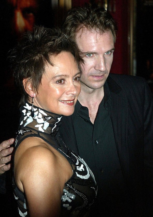 Ralph Fiennes i Francesca Annis