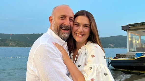 Halit Ergenc i Berguzar Korel imaju troje djece