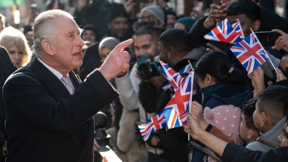 Kralj Charles III. bit će službeno okrunjen u svibnju 2023. godine