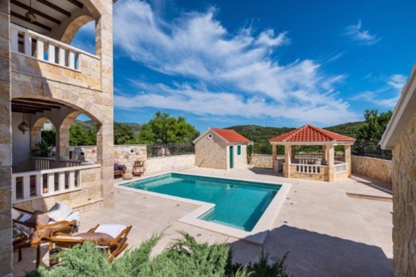 Villa H Resort