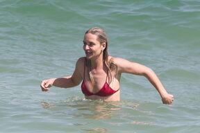 Melissa Cohen uživa na plažI u Brazilu