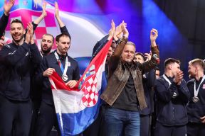 Marko Perković Thompson na dočeku rukometaša