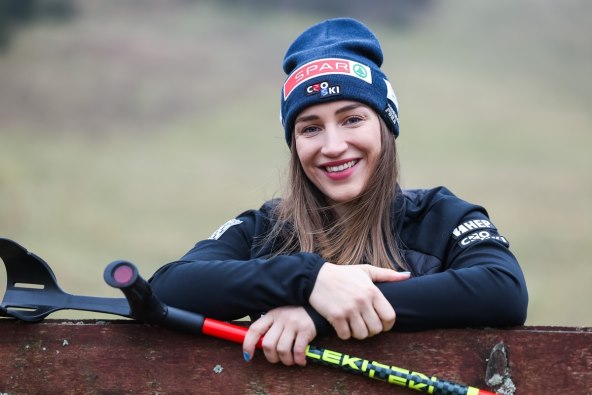 Leona Popović