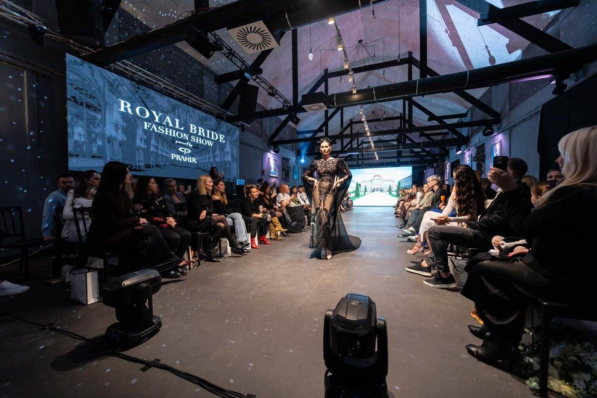 Royal Bride fashion show powered by Prahir_02.jpg