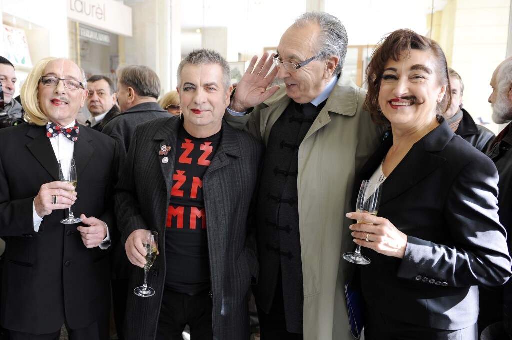 Ivica Propadalo spojio nespojivo izložbom 'Slike s vjenčanja'