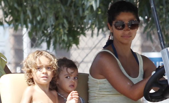 Camila Alves s Levijem i Vidom