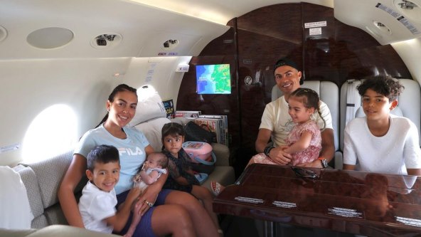 Cristiano Ronaldo i Georgina Rodriguez s djecom
