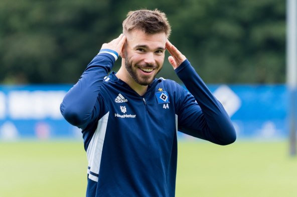 Mario Vušković je mladi hrvatski nogometaš optužen za doping.