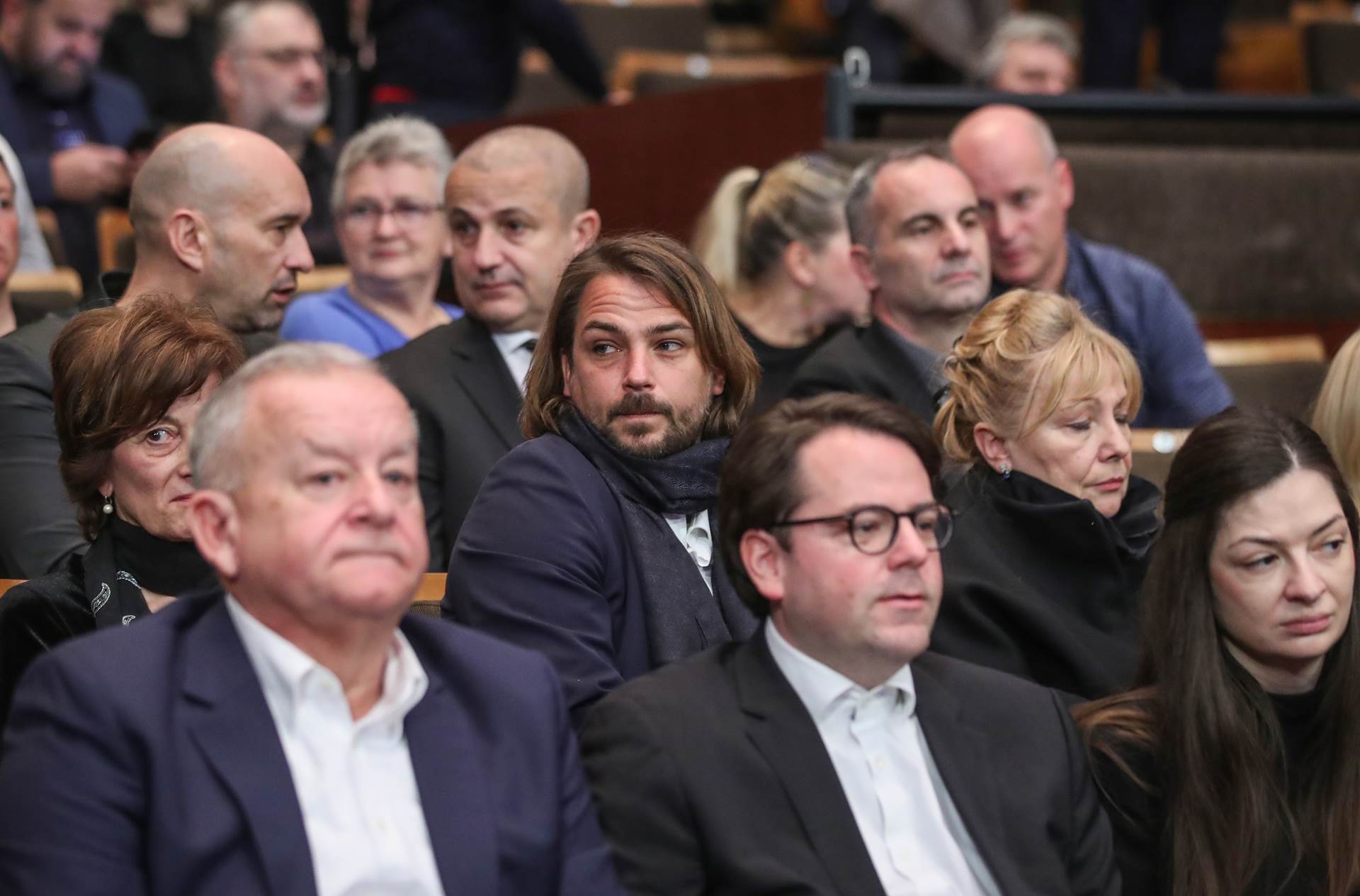 Dominik Livakovic i Iva Olivari na pogrebu Miroslava Cire Blaževica