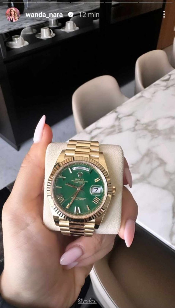 Wanda Nara Rolex sat