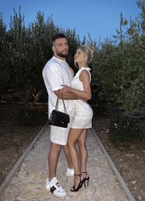 Božicne tradicije Antonija Plazibata i Martine Dulcic