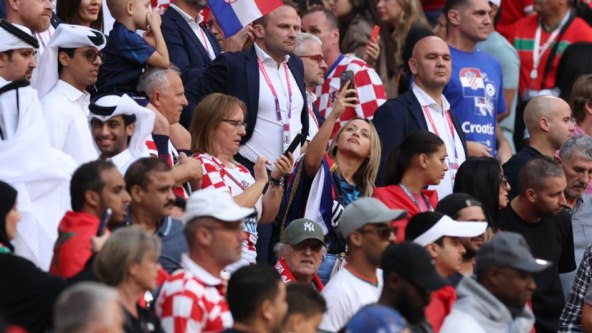 Radojka Modrić na tribinama prati sina Luku Modrića.
