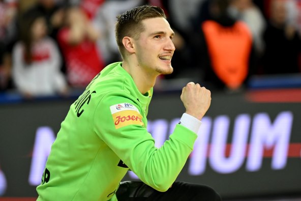 Dominik Kuzmanović