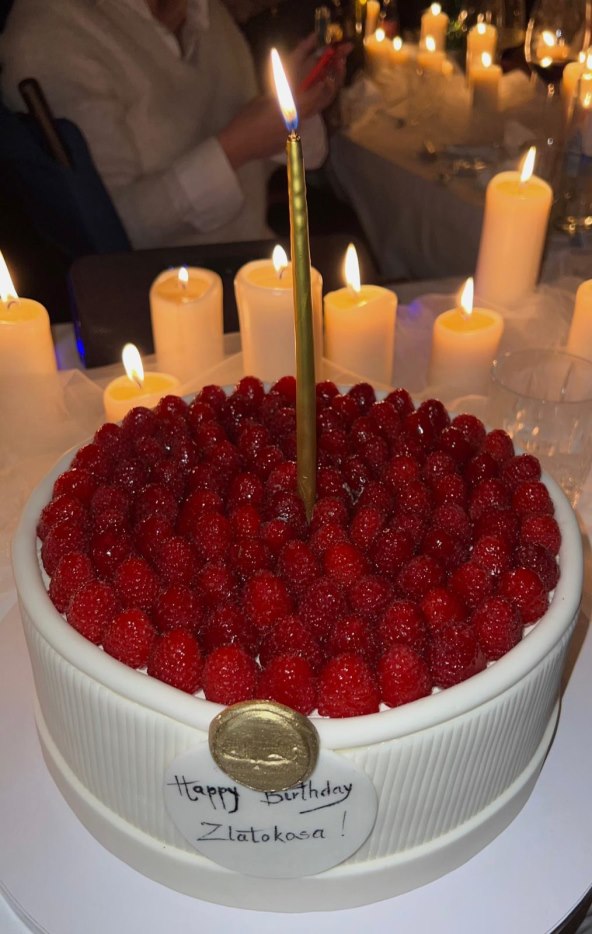 Martina Dulčić rođendanska torta.jpeg